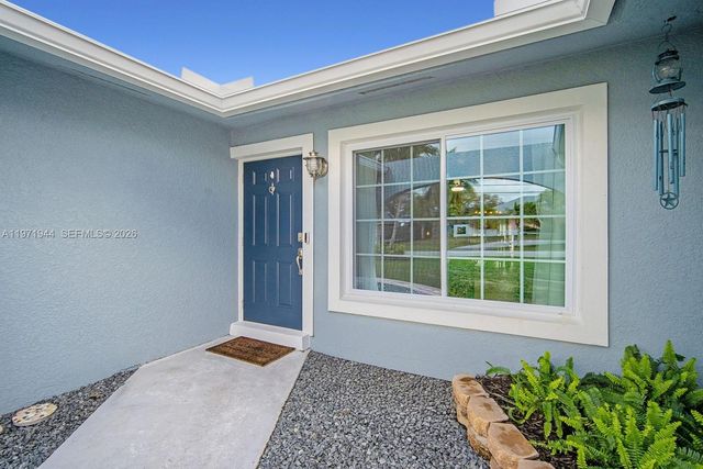 11280 NW 26th St, Plantation, FL 33323