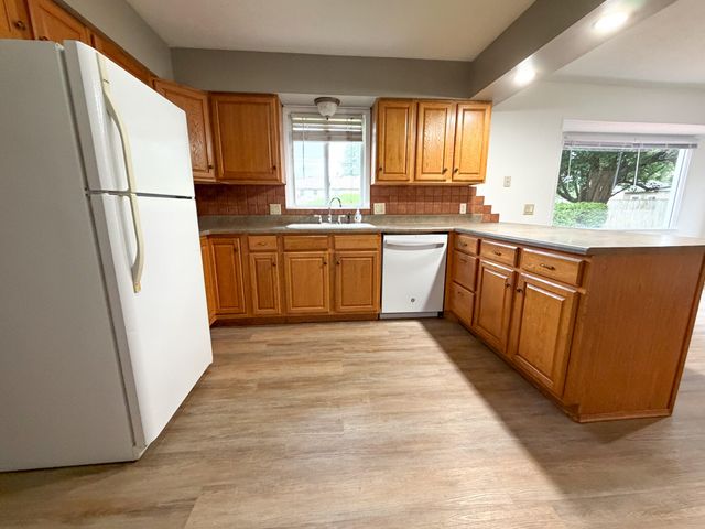 4525 S Farm Road 137, Springfield, MO 65810