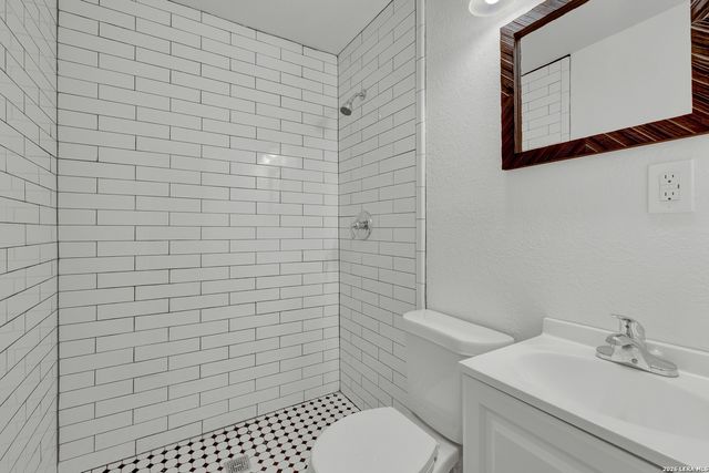 1054 Morelos, Seguin, TX 78155