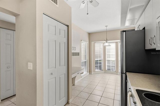 404 LAUREL LAKE DRIVE 105, Venice, FL 34292