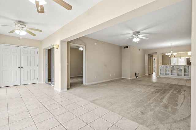404 LAUREL LAKE DRIVE 105, Venice, FL 34292