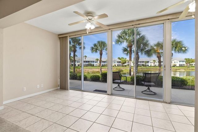404 LAUREL LAKE DRIVE 105, Venice, FL 34292
