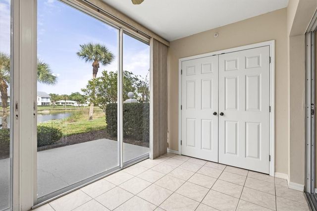 404 LAUREL LAKE DRIVE 105, Venice, FL 34292