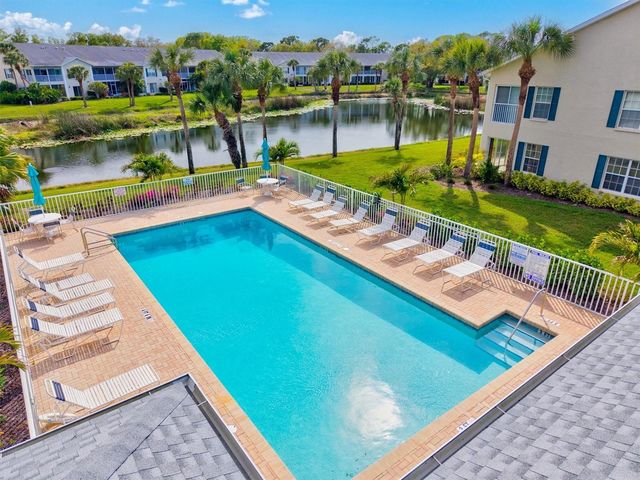 404 LAUREL LAKE DRIVE 105, Venice, FL 34292