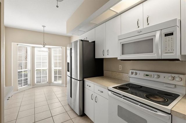 404 LAUREL LAKE DRIVE 105, Venice, FL 34292