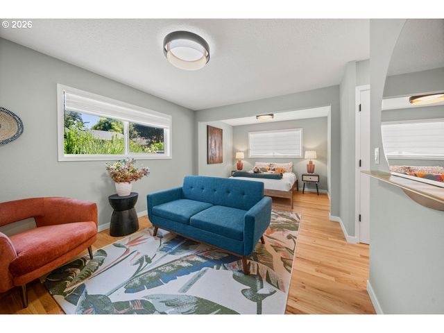 6125 Sw CHESTNUT Ave, Beaverton, OR 97005