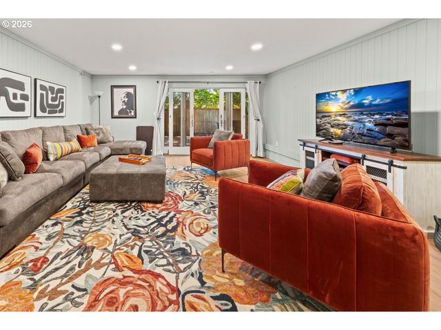 6125 Sw CHESTNUT Ave, Beaverton, OR 97005
