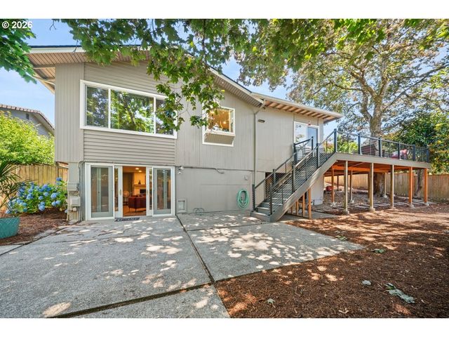 6125 Sw CHESTNUT Ave, Beaverton, OR 97005