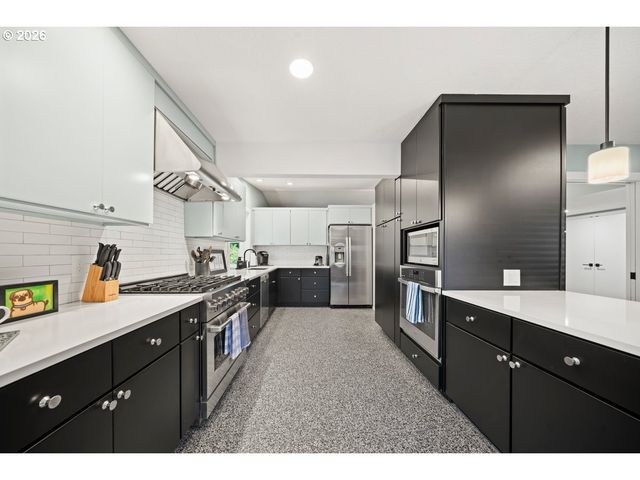 6125 Sw CHESTNUT Ave, Beaverton, OR 97005