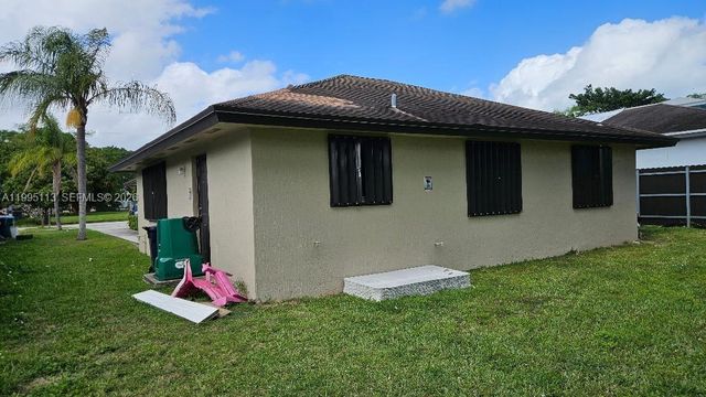 11972 SW 217th St 11972, Miami, FL 33170