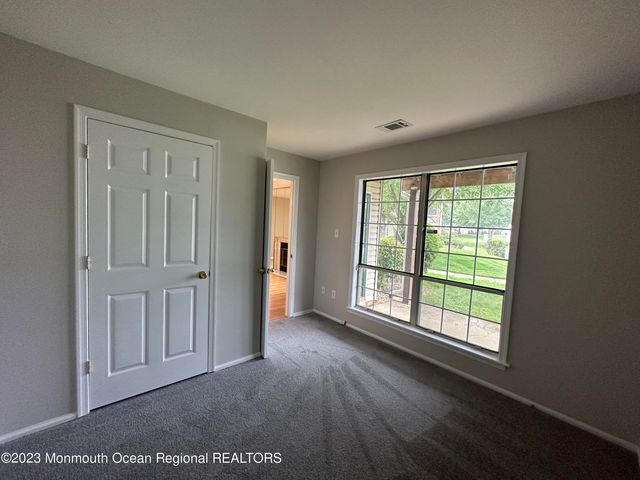 143 Tanglewood Place, Morganville, NJ 07751