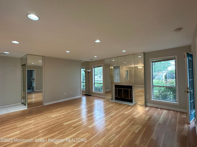 143 Tanglewood Place, Morganville, NJ 07751