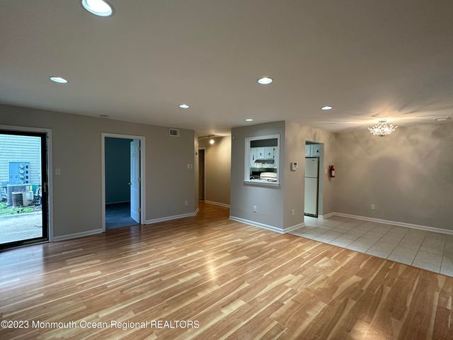 143 Tanglewood Place, Morganville, NJ 07751