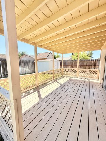 9220 Sundance Ln, Stockton, CA 95210