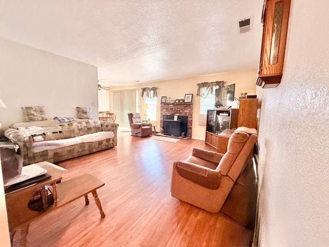 9220 Sundance Ln, Stockton, CA 95210
