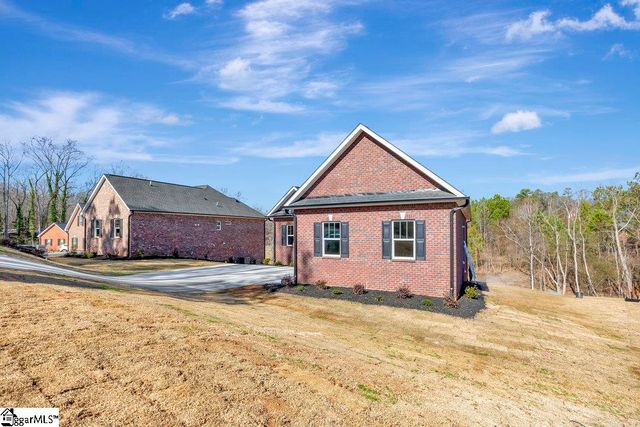 118 Bonaire Point, Anderson, SC 29621