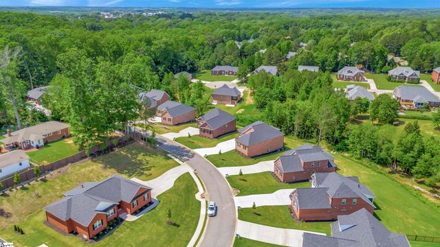 118 Bonaire Point, Anderson, SC 29621