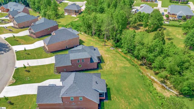 118 Bonaire Point, Anderson, SC 29621