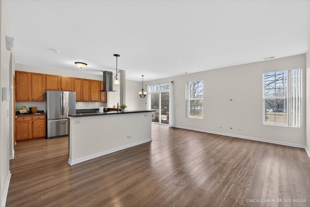 1453 Millbrook Drive, Algonquin, IL 60102