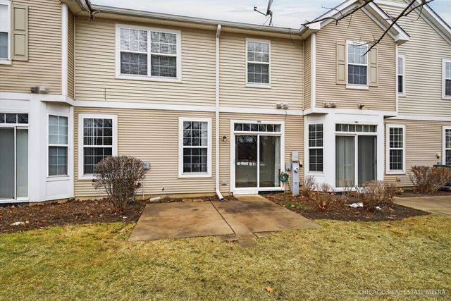 1453 Millbrook Drive, Algonquin, IL 60102