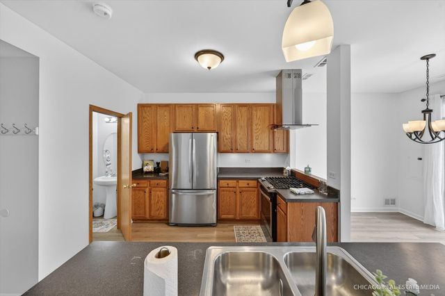 1453 Millbrook Drive, Algonquin, IL 60102