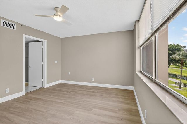 14527 Bonaire Boulevard 309, Delray Beach, FL 33446