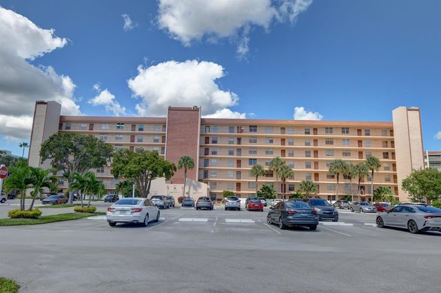 14527 Bonaire Boulevard 309, Delray Beach, FL 33446