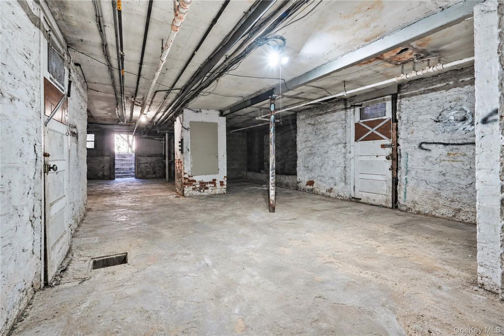 1665 Palmetto Street, Ridgewood, NY 11385 — photo 5