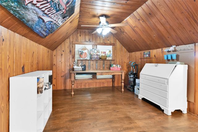 823 S Crockett Street, Sherman, TX 75090