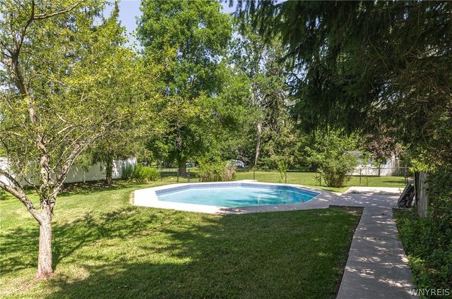 1361 Staley Road, Grand Island, NY 14072