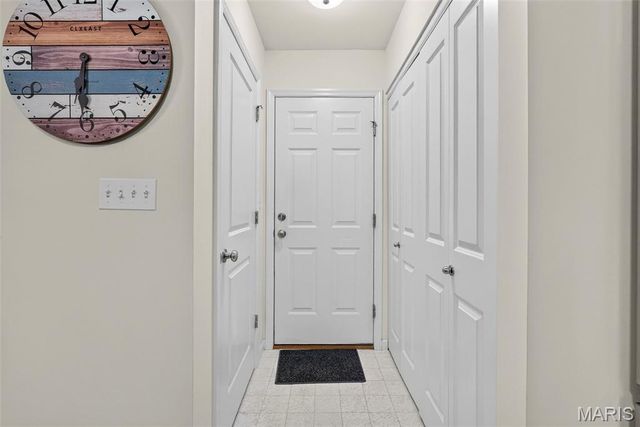 10 Majestic Lakes Court, Moscow Mills, MO 63362