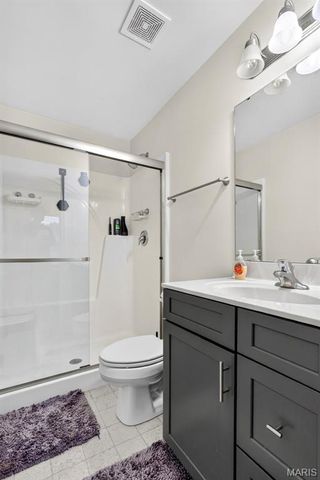 10 Majestic Lakes Court, Moscow Mills, MO 63362
