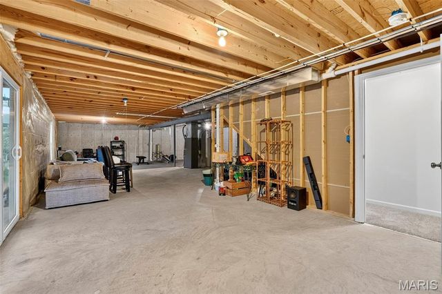 10 Majestic Lakes Court, Moscow Mills, MO 63362