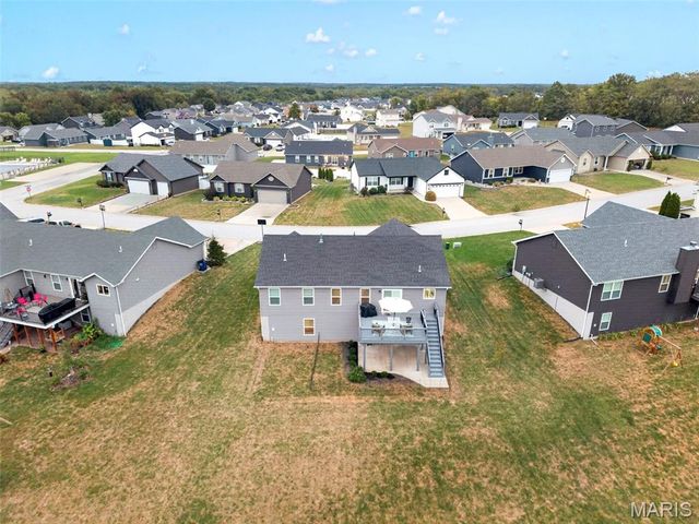 10 Majestic Lakes Court, Moscow Mills, MO 63362