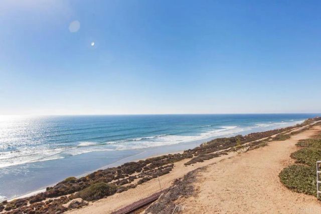 225 Sea Forest Ct, Del Mar, CA 92014