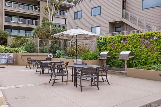 225 Sea Forest Ct, Del Mar, CA 92014