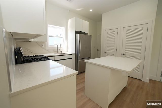 776 Bergen Street 1L, Newark, NJ 07108