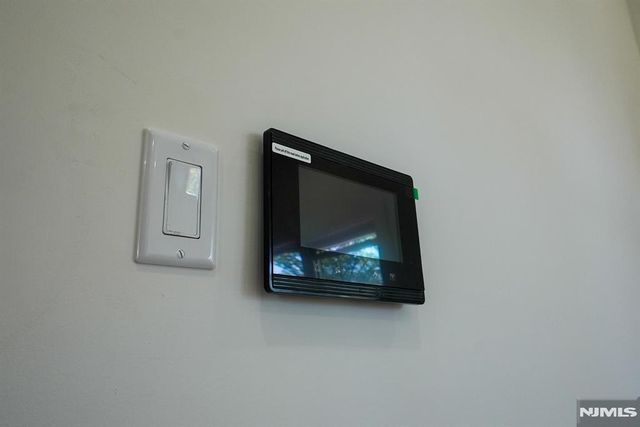 776 Bergen Street 1L, Newark, NJ 07108