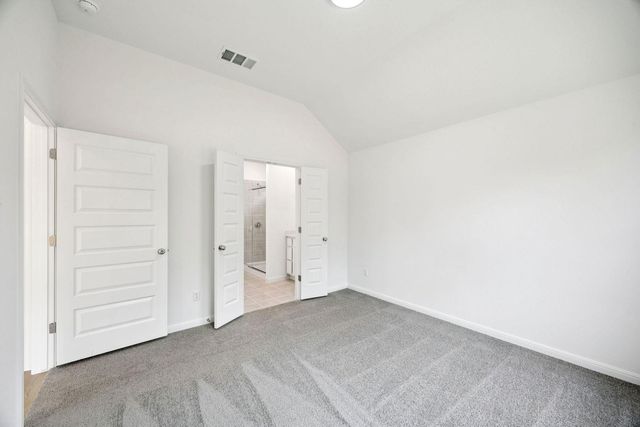 176 Hornet ST, Elgin, TX 78621