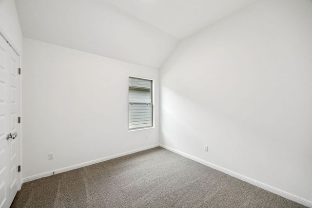 176 Hornet ST, Elgin, TX 78621