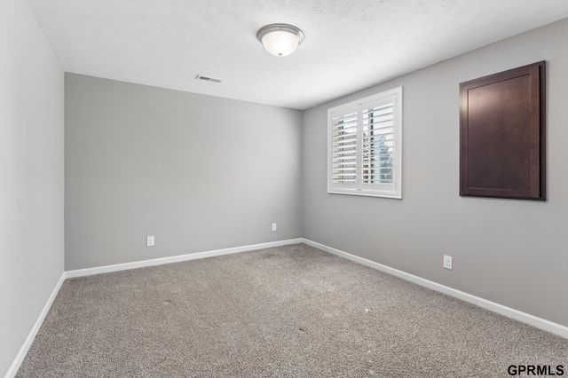 17203 Jackson Avenue, Gretna, NE 68028