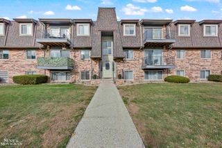 412 Riviera Drive, Saint Clair Shores, MI 48080