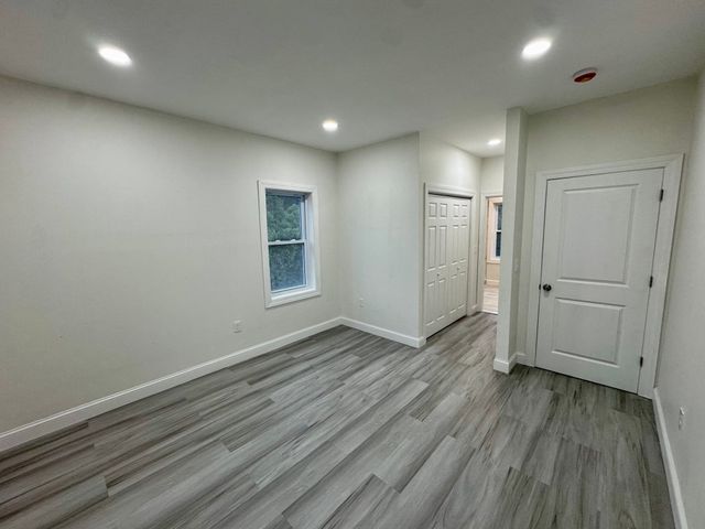 344 Hilldale Ave, Haverhill, MA 01832
