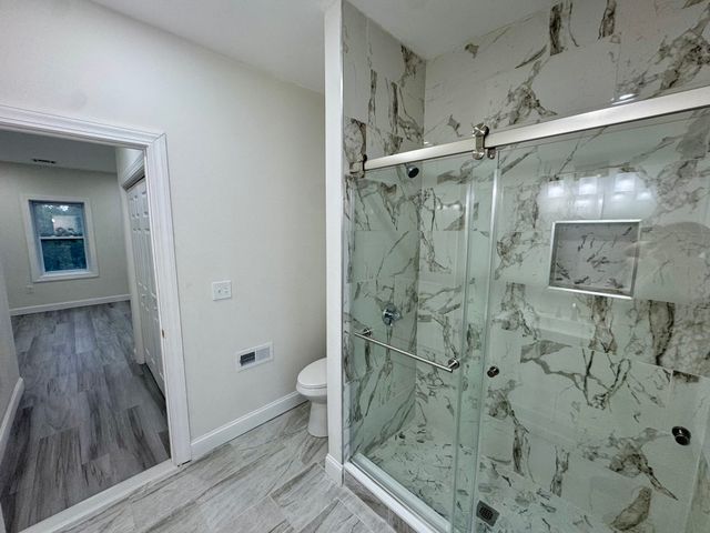344 Hilldale Ave, Haverhill, MA 01832