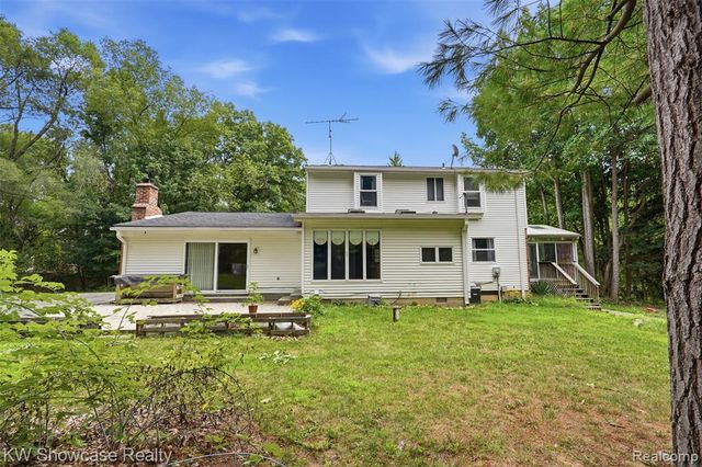 7125 Ridgewood Road, Clarkston, MI 48346