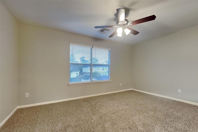 32414 Angler Park, Conroe, TX 77385