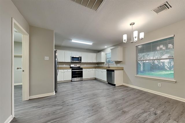 32414 Angler Park, Conroe, TX 77385