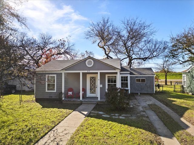 817 Edgefield Road, Fort Worth, TX 76107