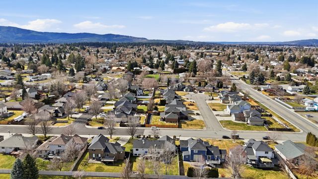 1715 S St. Charles Rd, Spokane Valley, WA 99037