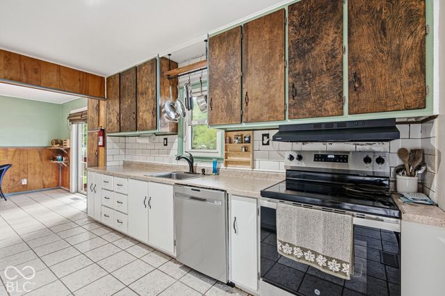 5632 Henderson Drive, Brownsburg, IN 46112
